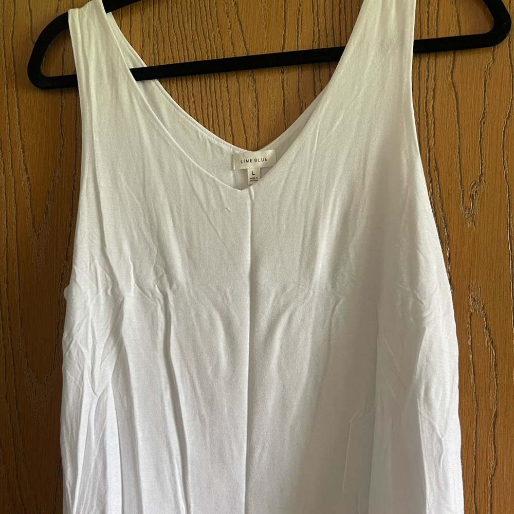 Elegant White Tank Top by Live Blue